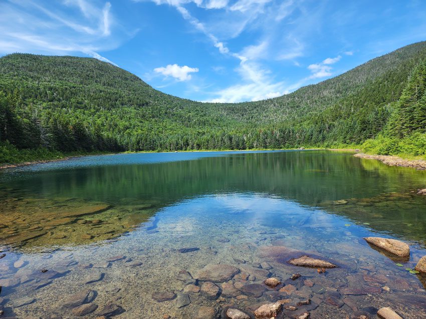 New England Mountain Pond in the White Mountains of New Hampshire, ManagedBNB